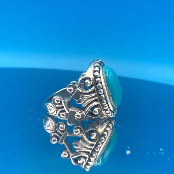 Western Turquoise Sterling Silver Vintage Ring - Picture 4 of 11